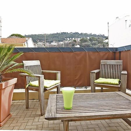 Appartement 6 Personnes Avec Terrasse Le Port Nizza Camera foto