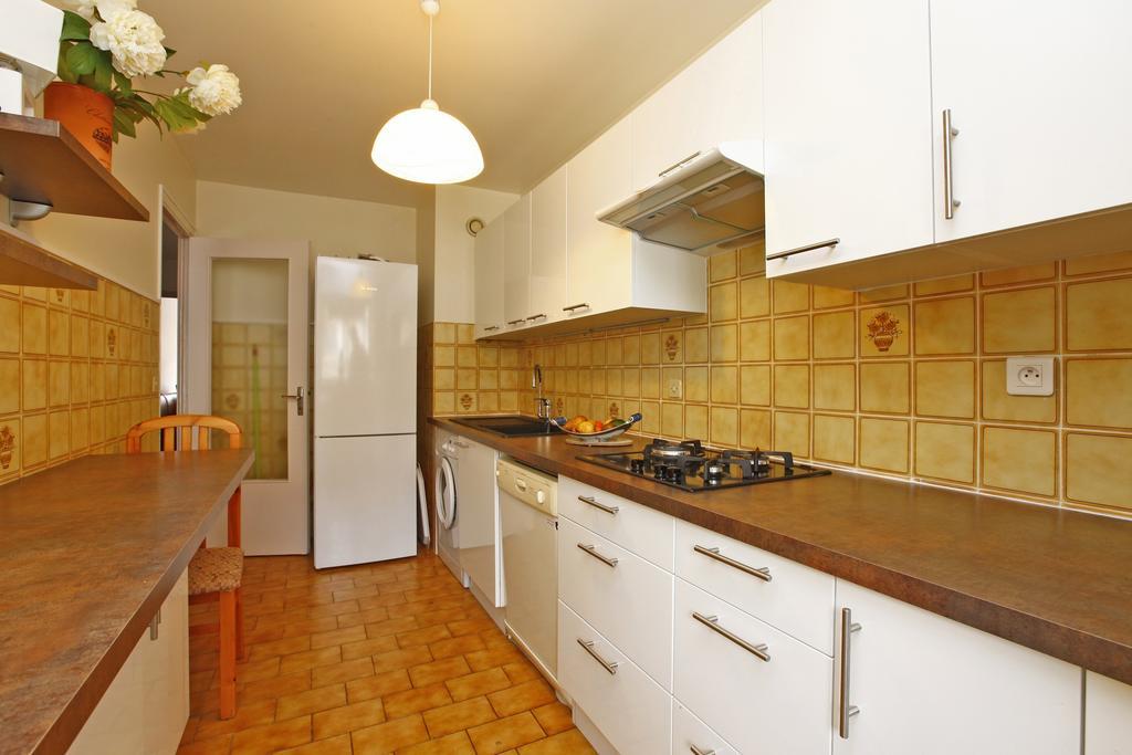Appartement 6 Personnes Avec Terrasse Le Port Nizza Camera foto