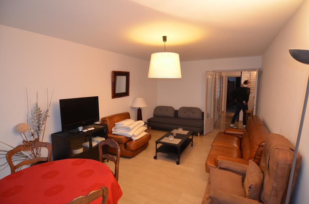 Appartement 6 Personnes Avec Terrasse Le Port Nizza Esterno foto