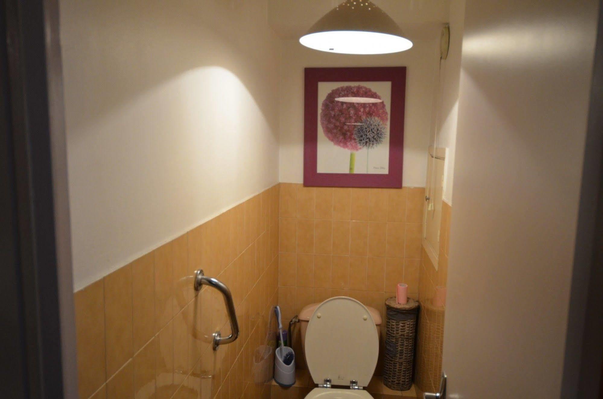 Appartement 6 Personnes Avec Terrasse Le Port Nizza Esterno foto